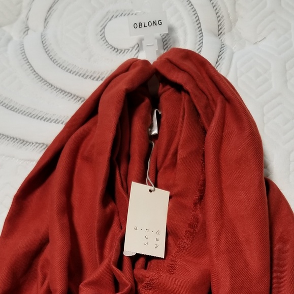 Pseudo pashmina - Picture 1 of 1